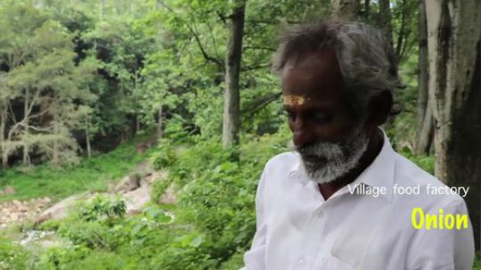 【印度六爷】六爷煮的一锅蔬菜乱炒，色香味美更下饭