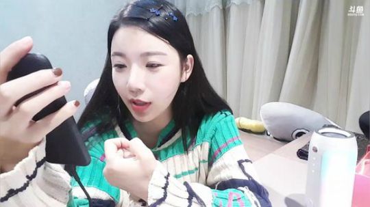 小姨子：我们一起来化万圣节妆容。 2018-10-30 19点场