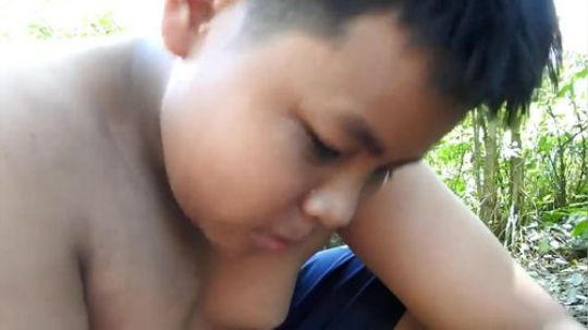 【荒野戏精】~两个小戏精~多了个小胖墩~偷胖墩吃的~