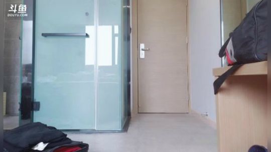 肖淑洁生命中的光和盐发布了一个斗鱼视频2018-10-30