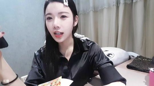 伤心hh发布了一个斗鱼视频2018-10-31