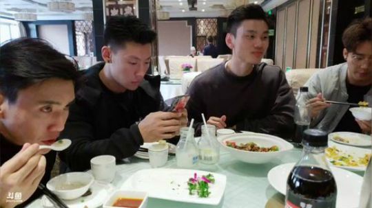 西安第一天，吃饭健身晚宴 2018-11-01 15点场