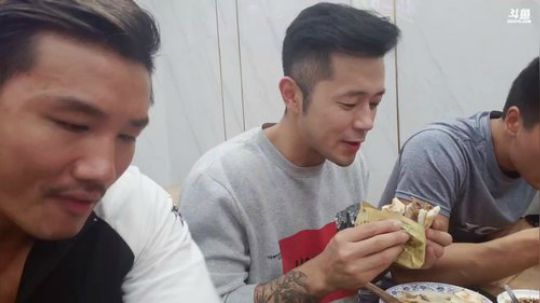 西安第一天，吃饭健身晚宴 2018-11-01 20点场