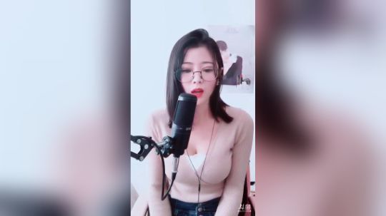 我在斗鱼看可爱christina直播颜值