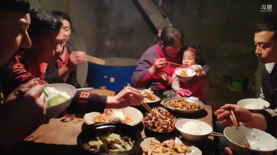 晚上深夜放毒 2018-11-03 18点场