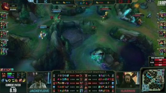 我在斗鱼看英雄联盟官方赛事直播英雄联盟