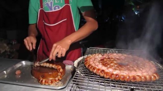 菩萨的佛珠也敢烤，怕是没见过星爷的如来神掌吧。。。