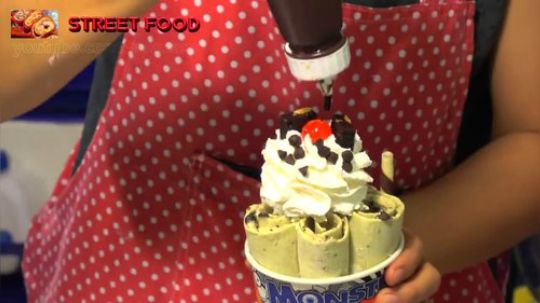 泰国街头小吃 面 street food +-+