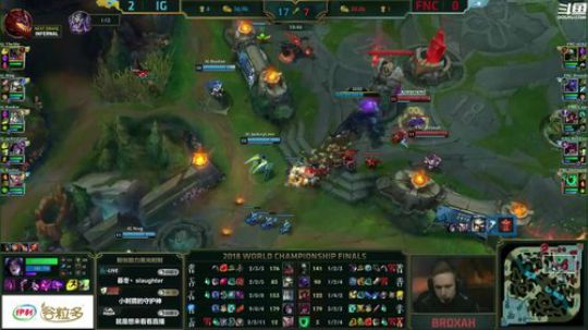 我在斗鱼看英雄联盟官方赛事直播英雄联盟