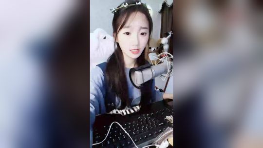伤心hh发布了一个斗鱼视频2018-11-09
