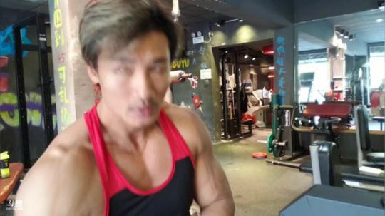 训练寻找失踪的黑色包 2018-11-09 14点场