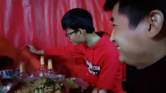 《办公室的一天》第四集 2018-11-09 23点场