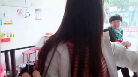 肖淑洁生命中的光和盐发布了一个斗鱼视频2018-11-10