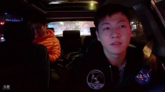陪蒙蒙直到离鱼丶风风发布了一个斗鱼视频2018-11-10