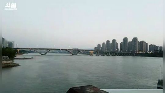 来看福州江滨日落 2018-11-11 16点场