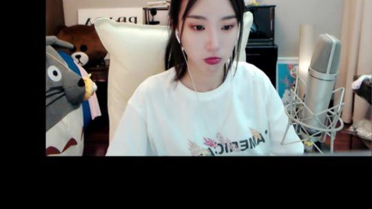 我来啦啦啦 241431 2018-11-11 00点场