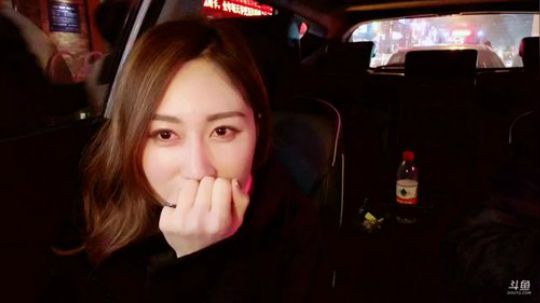 890551丶蒙蒙的骑士风风发布了一个斗鱼视频2018-11-11