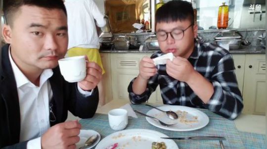 环球美食迪拜站。 2018-11-12 12点场