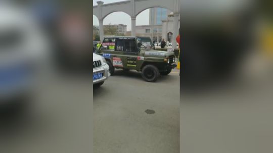 男人与男人直接的对决