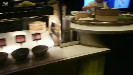 迪拜我们来了。 2018-11-11 22点场