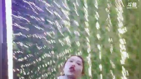 肖淑洁生命中的光和盐发布了一个斗鱼视频2018-11-14