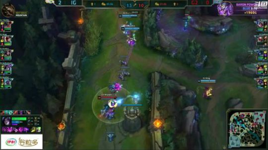 我在斗鱼看英雄联盟官方赛事直播英雄联盟