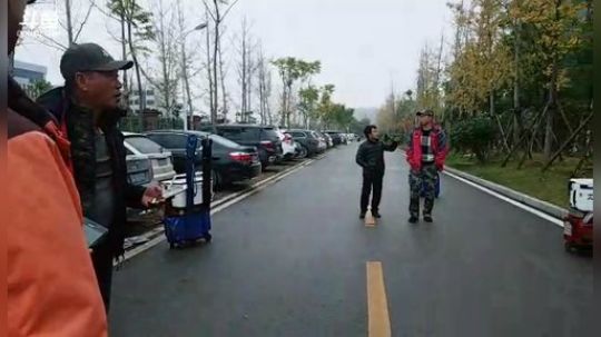 我在斗鱼看中华户外钓鱼直播户外