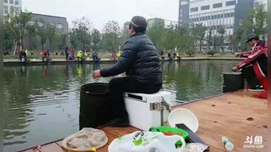 湖北钓鱼锦标赛 2018-11-17 08点场