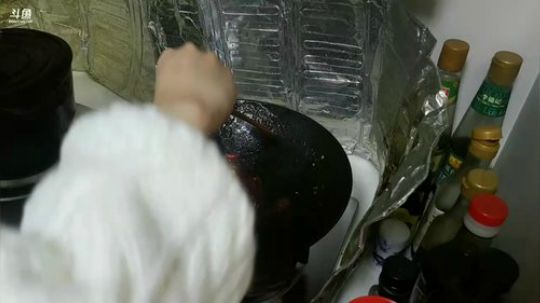 久违的黑暗料理 啤酒鸭和猪手 2018-11-19 21点场