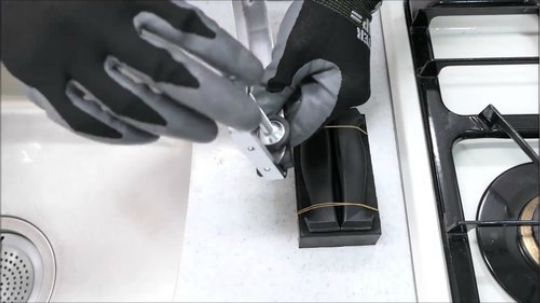 【一切皆可做刀系列】世上最锋利的剪刀是由100日元的菜刀做成