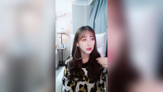 花街灯如昼zz发布了一个斗鱼视频2018-11-21