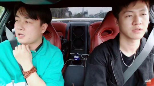 HHHISHHH发布了一个斗鱼视频2018-11-22