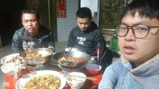 带着水友河道抓鱼， 2018-11-26 22点场