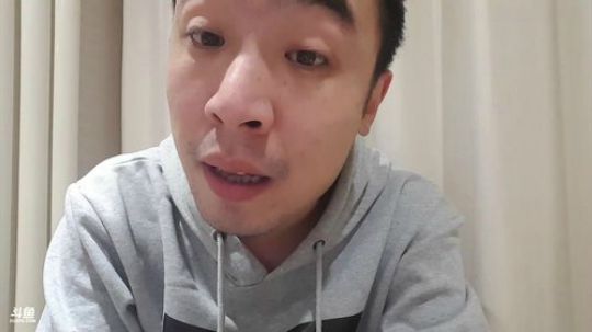 我在斗鱼看小主播无尽直播美食