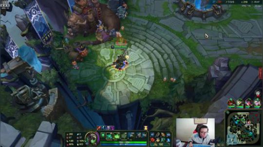 liyunanhj发布了一个斗鱼视频2018-11-27