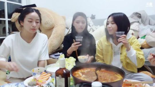 肖淑洁的188万粉丝发布了一个斗鱼视频2018-11-29