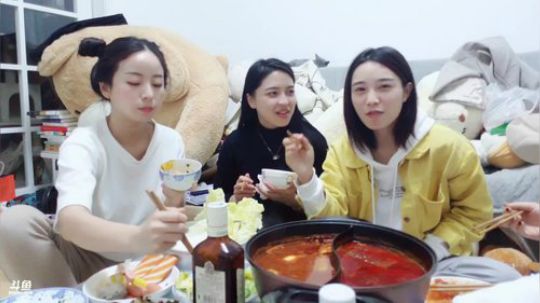 肖淑洁的188万粉丝发布了一个斗鱼视频2018-11-29
