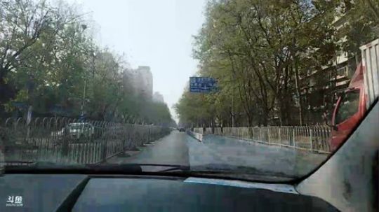 我本善良72发布了一个斗鱼视频2018-11-30