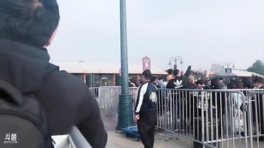 龙马精神之神笔马龙发布了一个斗鱼视频2018-11-30