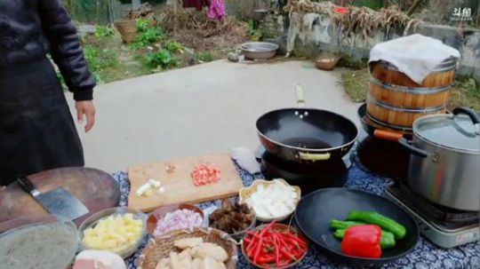 一个美食直播间 2018-11-30 15点场