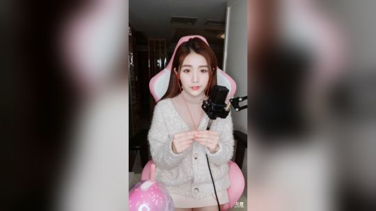 伤心hh发布了一个斗鱼视频2018-12-01