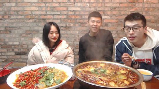 麻辣烫，剁椒鱼搞起 2018-12-01 23点场