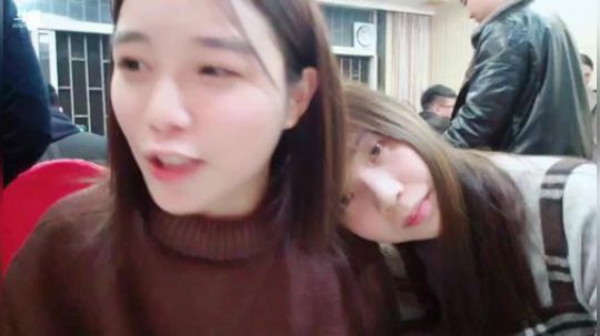 肖淑洁生命中的光和盐发布了一个斗鱼视频2018-12-03