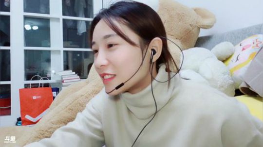 肖淑洁生命中的光和盐发布了一个斗鱼视频2018-12-06