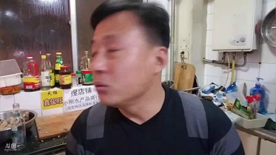天气不好电视节目取消了，健身＋海鲜。 2018-12-07 23点场