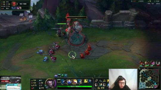 登月团丶离去发布了一个斗鱼视频2018-12-07