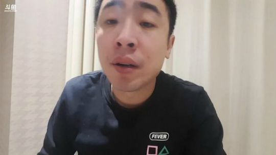 我在斗鱼看小主播无尽直播美食