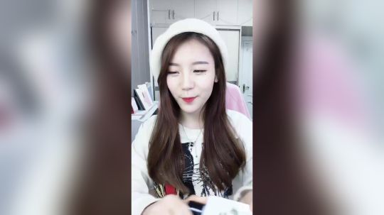 kreisler发布了一个斗鱼视频2018-12-08