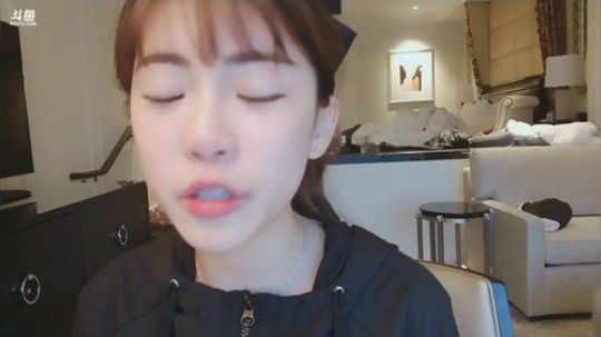 格莱美发布了一个斗鱼视频2018-12-08