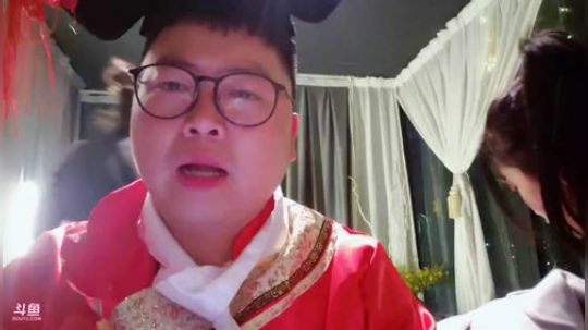 去5587551房间。 2018-12-10 18点场